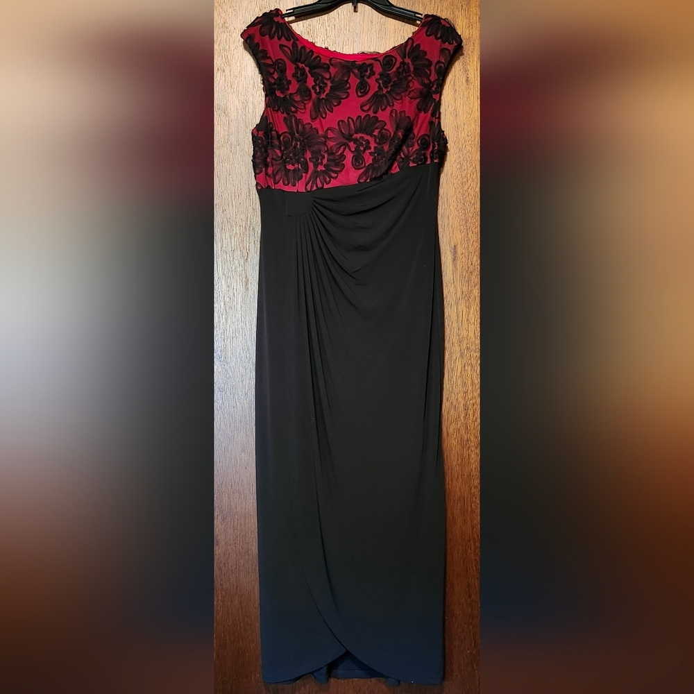 Elegant Black and Red Women's Dress